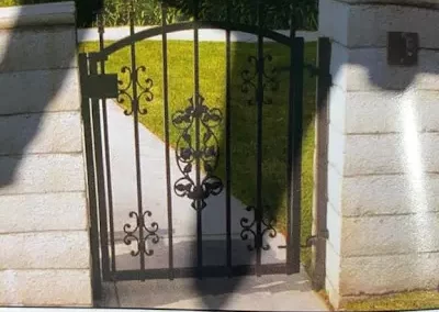 Trusted Garage Door Fixing